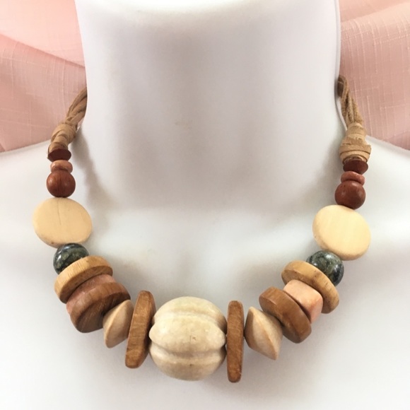 Chunky Wood  Beqd Boho Choker Necklace Toggle Clasp - Picture 1 of 6